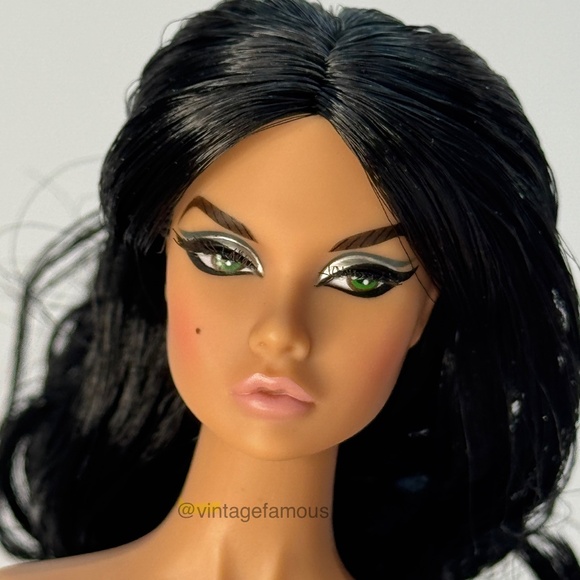 Integrity Apres-Ski Asset Poppy Parker Fashion Doll Nude Black Hair Hungarian IT - Picture 1 of 13